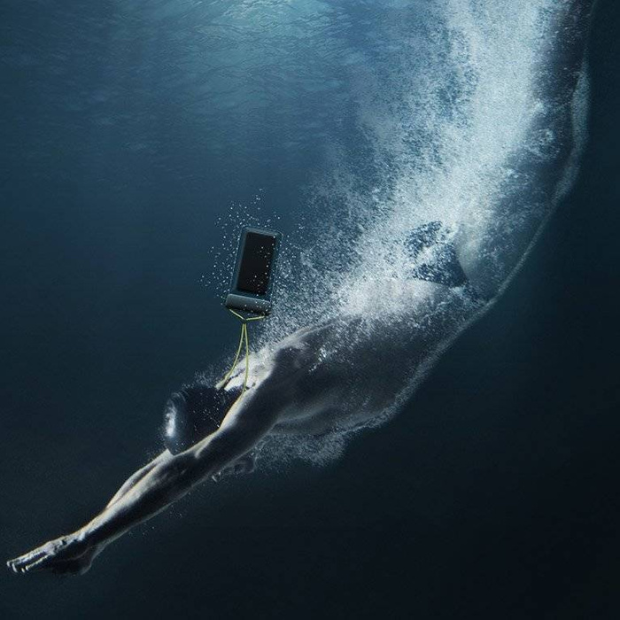 Funda de teléfono con cubierta impermeable universal Baseus (máx. 7.2``) para piscina junto al agua IPX8 negro (ACFSD-DG1)